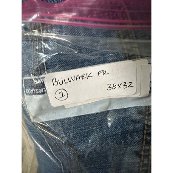 Bulwark FR Boot Cut Jeans Men 38x32 Workwear Flame Resistant CAT2 Stains Cowboy - Picture 13 of 13